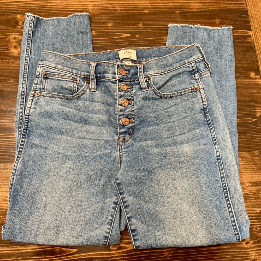 J.‎ Crew Vintage Straight Button Fly Distressed Blue Jeans Size 28